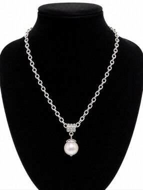 Silver Tone White Faux Pearl Pendant Necklace Classic Elegant Jewelry